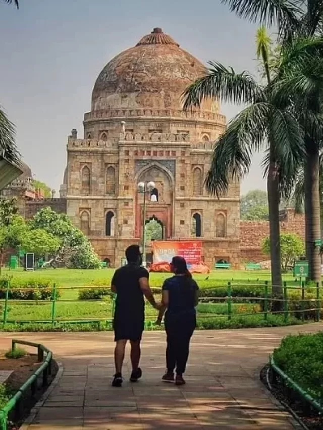 Lodi Gardens of Delhi is infamous for debauchery flirting openly